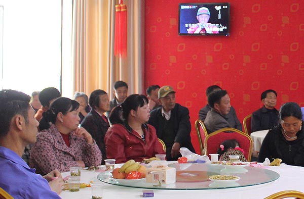 得道草莓视频在线观看18网页、唯才兴国——记草莓视频在线观看18网页集团首届员工家长交流座谈会(图2)
