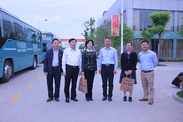 市委领导莅临草莓视频在线观看18网页电气股份指导非公党建工作(图1)