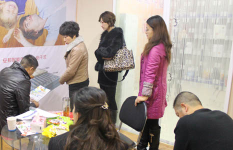 草莓视频在线观看18网页集团智能电地暖精彩亮相家居建材展(图3)